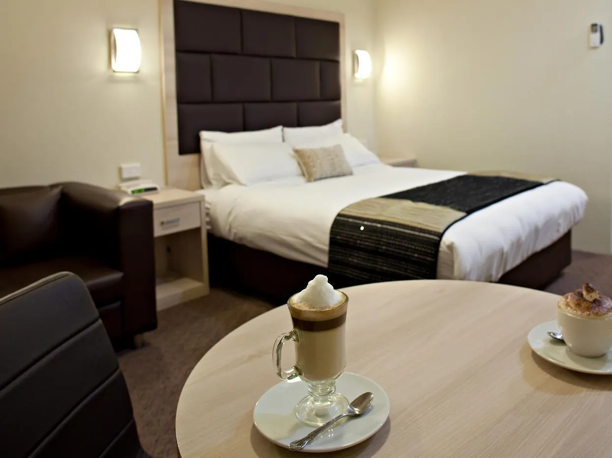 Garden City Hotel, Best Western Signature Collection Canberra