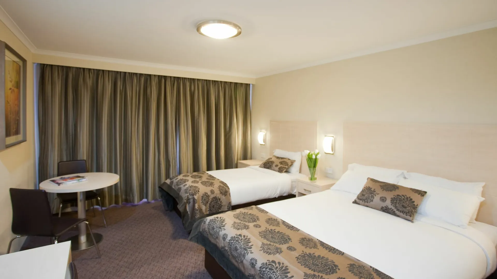 Garden City Hotel, Best Western Signature Collection Canberra