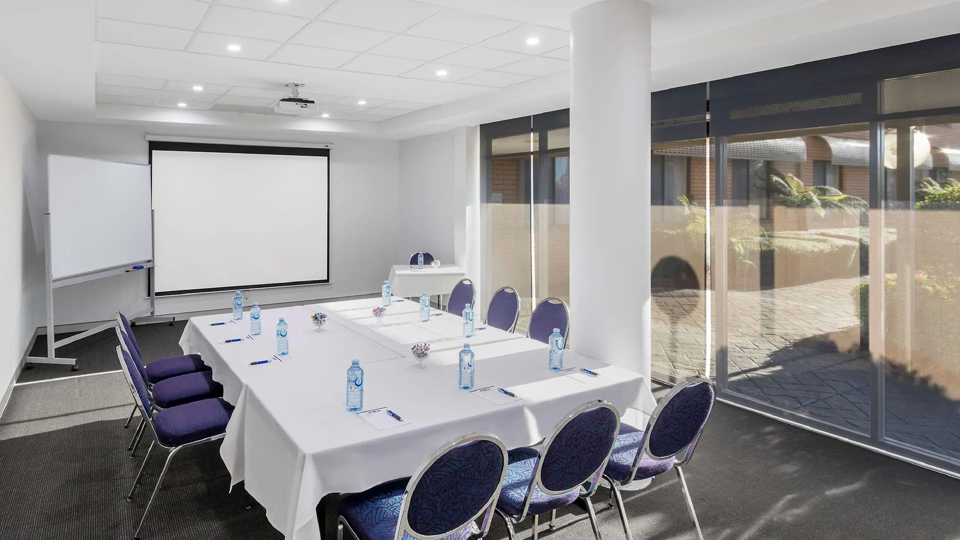 Hotel Garden City Hotel, Best Western Signature Collection Canberra