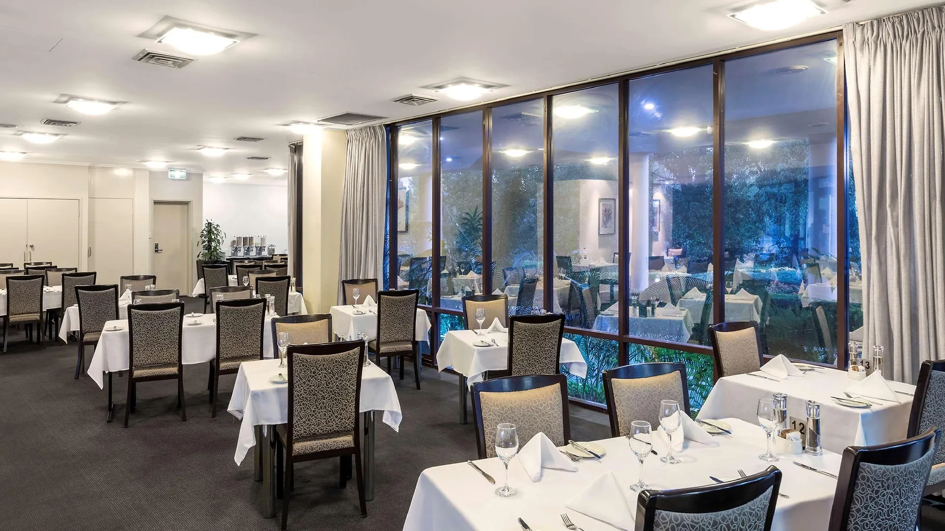 **** Hotel Garden City Hotel, Best Western Signature Collection Canberra Australie